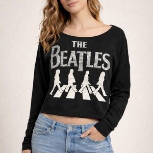 The Beatles Black Women’s Top size M (7-9)